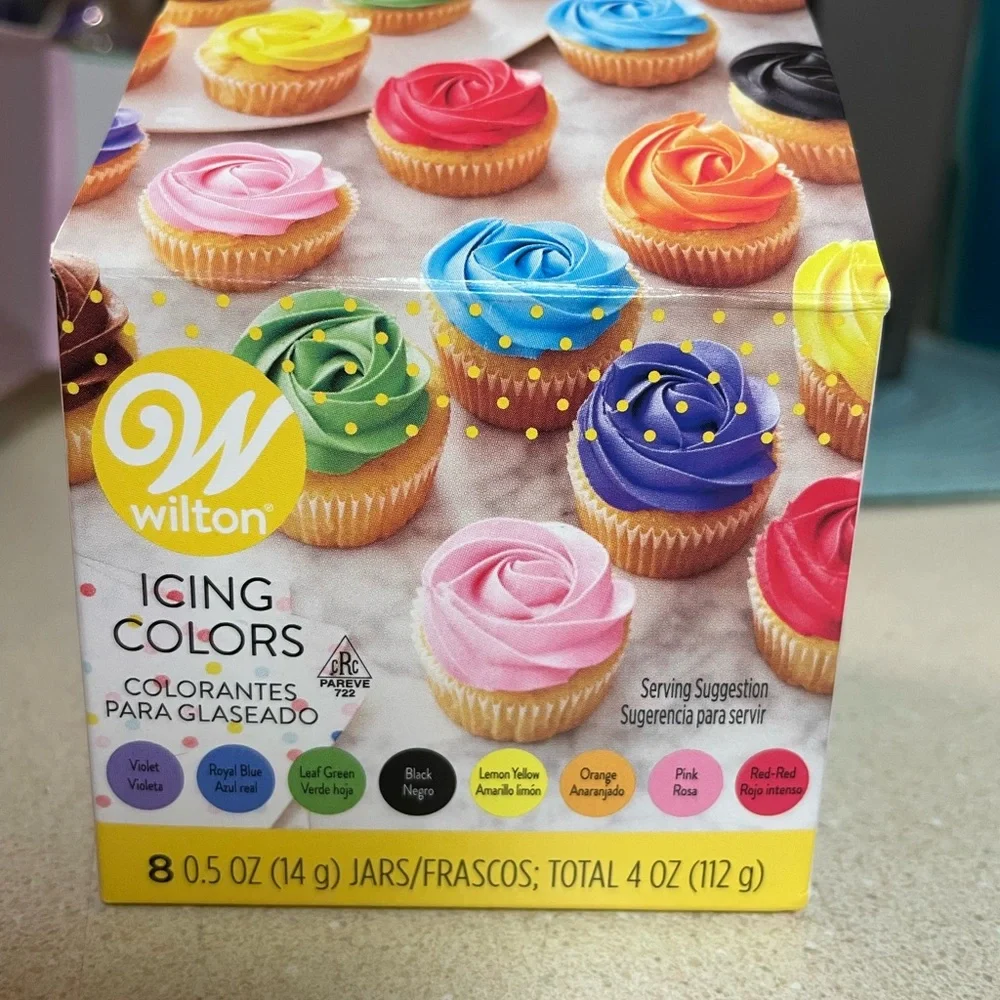 Cake Decorating Items - Picture 2 of 11